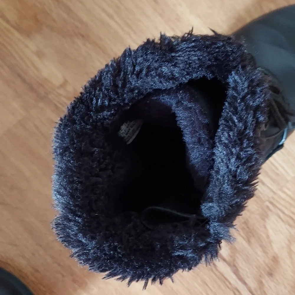Totes boots Size 7M